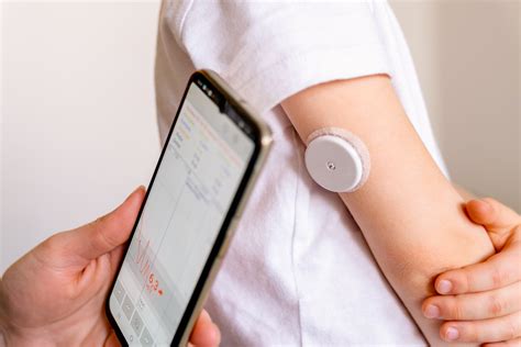 Continuous Glucose Monitoring in Singapore: 10,000+ Reasons to Stay Informed