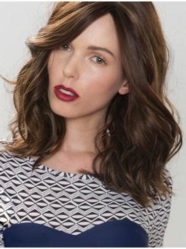 Convenient 14" Wavy Layered Synthetic Wigs