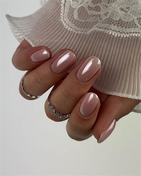 Corina Nude: A Comprehensive Guide to the Alluring Nude Nail Trend