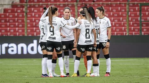 Corinthians x Flamengo Feminino: Um Clássico Apicante do Futebol Feminino Brasileiro