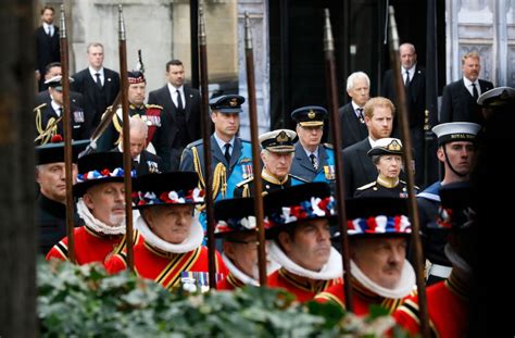 Cortege Definition: A Guide to the Funeral Procession and Its Significance