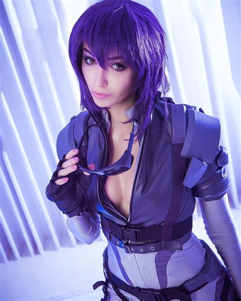 Cosplay Anatomy: Unraveling Motoko's Iconic Style