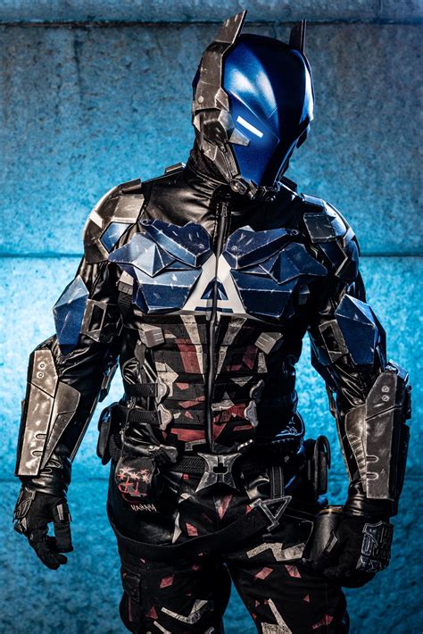 Cosplay Batman: Arkham Knight: Unmasking the Vigilante