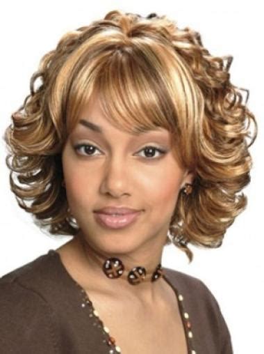 Cosy Blonde Wavy Chin Length Synthetic Wigs