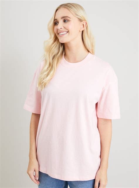 Cotton Tee Shirts for Women: The Perfect Wardrobe Staple