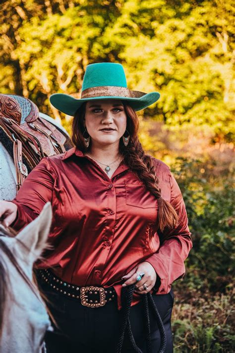 Cowgirl Button Up Shirts: The Epitome of Western Style and Comfort