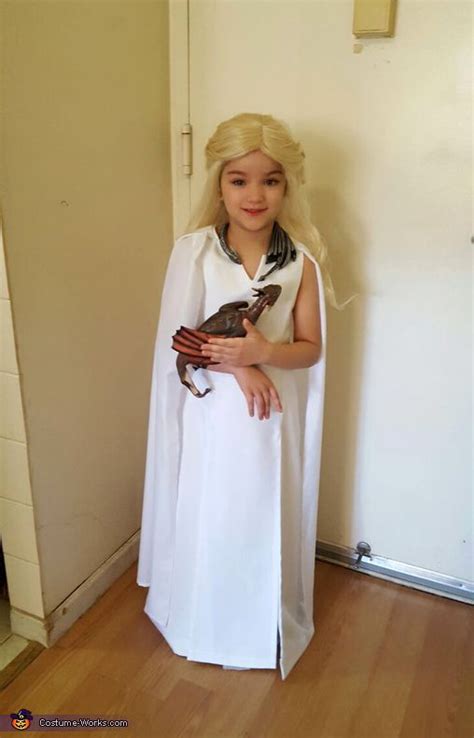 Crafting the Daenerys Stormborn Costume