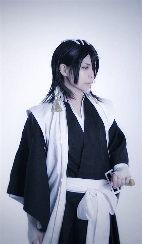 Crafting the Perfect Byakuya Kuchiki Cosplay