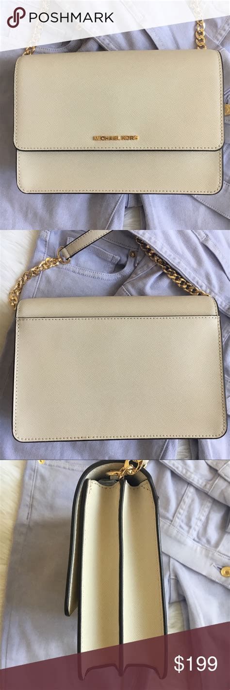Cream Colored Michael Kors Purse: A Timeless Handbag for Every Occasion