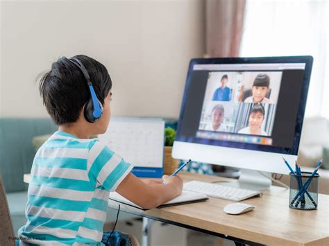 Creating the Virtual Classroom Distance Learning with the Internet Epub