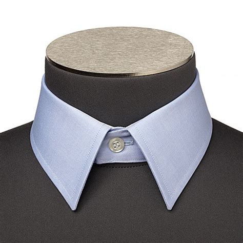 Crisp Fabric and Classic Collar