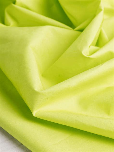 Crisp Poplin Fabric: