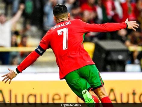 Cristiano Ronaldo's Jersey: A Symbol of Footballing Excellence