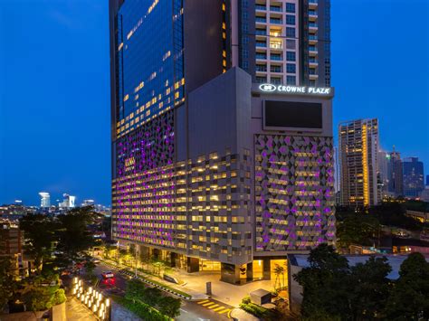 Crowne Plaza KL: The Pinnacle of Luxury and Convenience