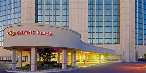 Crowne Plaza New Jersey: 10 Upscale Accommodations for Your Next Getaway