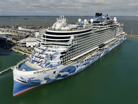 Cruises from Port Canaveral: A Comprehensive Guide