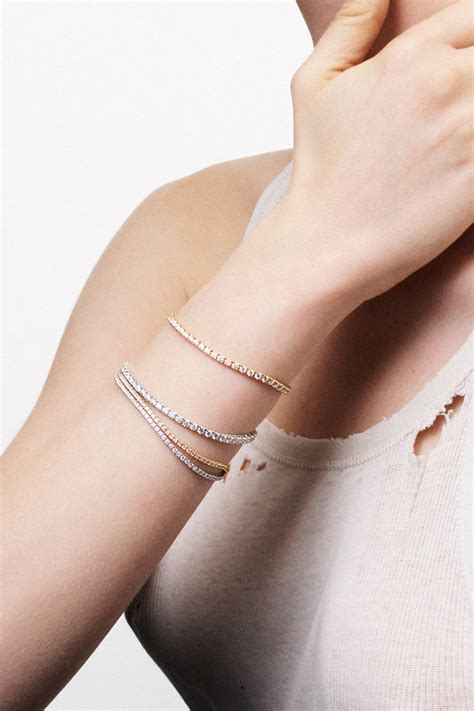 Crystal Bracelets: A Timeless Trend with Enduring Appeal