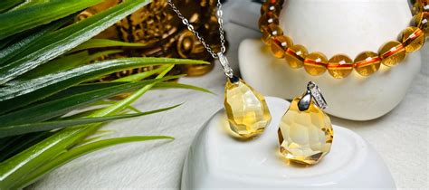 Crystal Citrine Necklace: A Guide to Its Properties, Benefits, and Uses