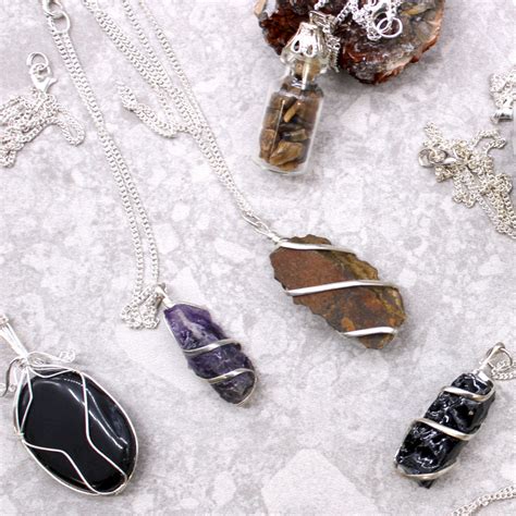 Crystal Stone Necklaces: A Tapestry of Ancient Wisdom and Modern Grace