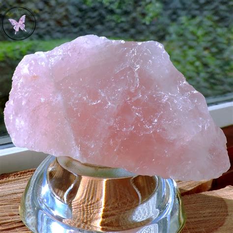 Crystals of Healing: The Rose Quartz