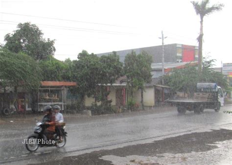 Cuaca Hari Ini: Pantau dan Persiapkan Diri Anda