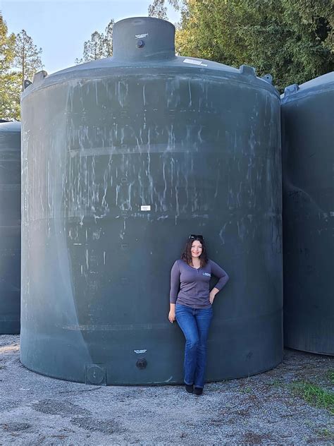 Cuartos a Galón: 10,000 Gallons and Beyond