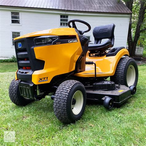 Cub Cadet XT1