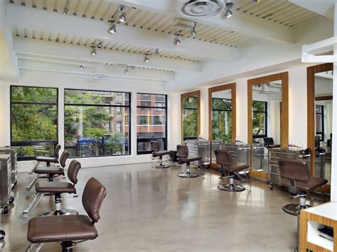 Curl-Friendly Salons in NYC