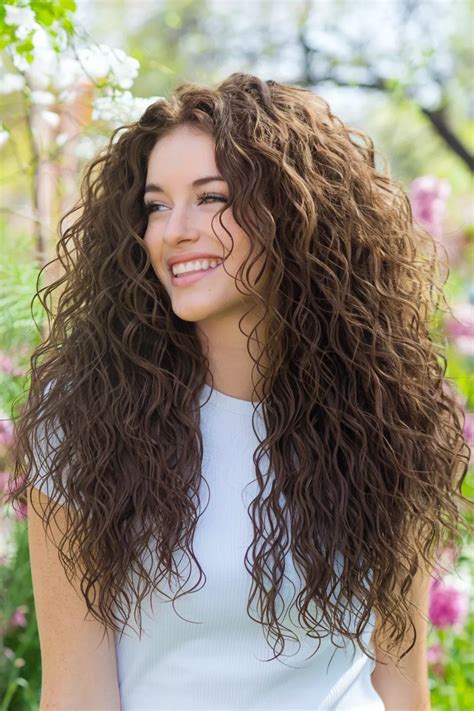 Curly Hair Sew In: Transform Your Look with Luscious, Voluminous Locks