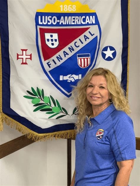 Customized Financial Services for the Luso-American Community