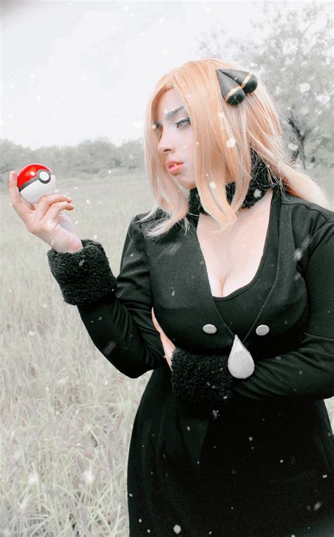 Cynthia Pokemon Cosplay: Embodying the Champion's Spirit