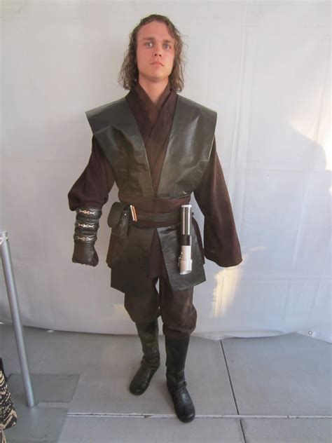 DIY Anakin Skywalker costume