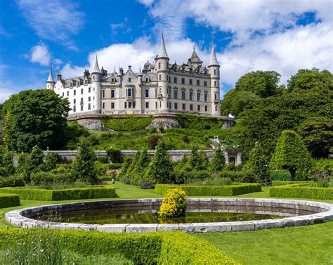 DUNROBIN CASTLE PAPERBACK Ebook PDF