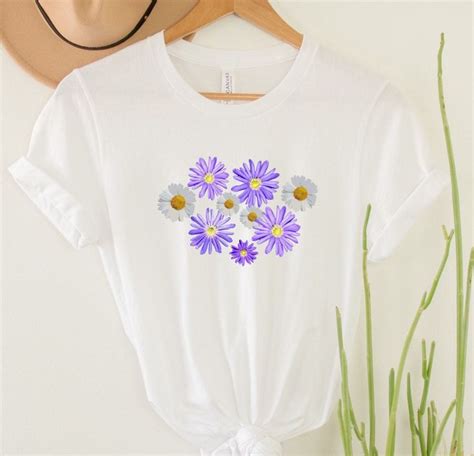 Daisy T-Shirt Styles: An Enchanting Array