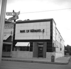 Dardanelle, Arkansas Bank Owner Jones: A Legacy of Banking Excellence