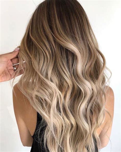 Dark Blonde Balayage: Embrace the Perfect Harmony of Light and Shadow