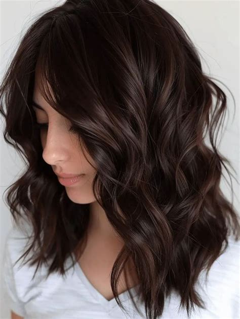 Dark Chocolate Brown Hair with Highlights: A Timeless and Versatile Style