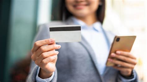 Debit vs. Visa: The Ultimate 4,000-Word Guide to Choosing Your Perfect Card