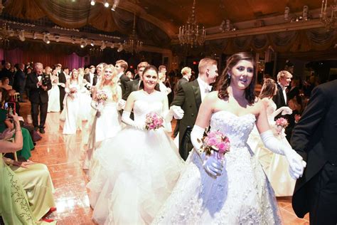 Debutantes in DeKalb, IL: An Unforgettable Night of Elegance