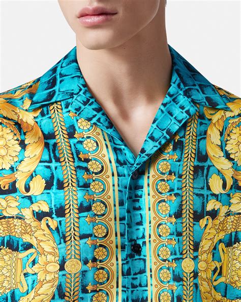 Deconstructing the Allure of Versace Men's Shirts