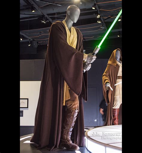 Deconstructing the Qui-Gon Costume: A Journey of Exploration