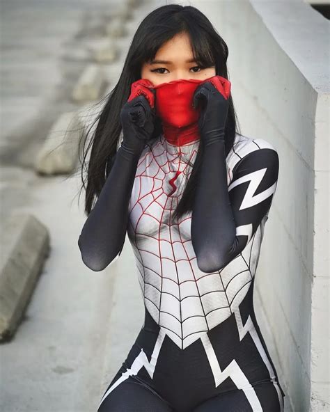 Deconstructing the Silk Spiderman Costume