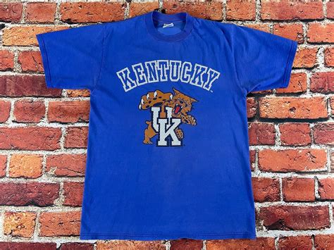 Defining the Kentucky Wildcats T-Shirt: A Symbol of Pride and Tradition