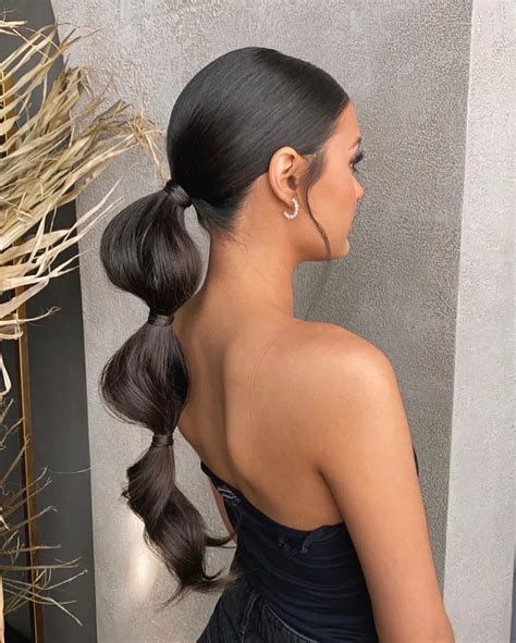 Defining the Natural Hair Ponytail Trend