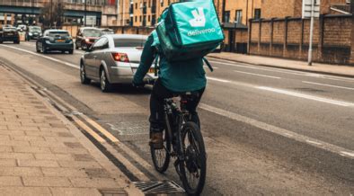 Deliveroo Disaster: When the Delivery Giant Crashes and Burns