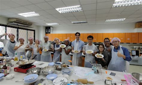 Delve into the Delectable Heart of NUS: The Food Court