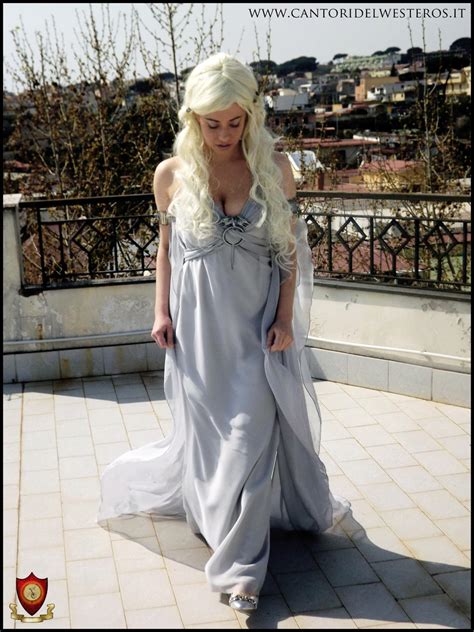 Delving into the Realm of Daenerys's Costumes