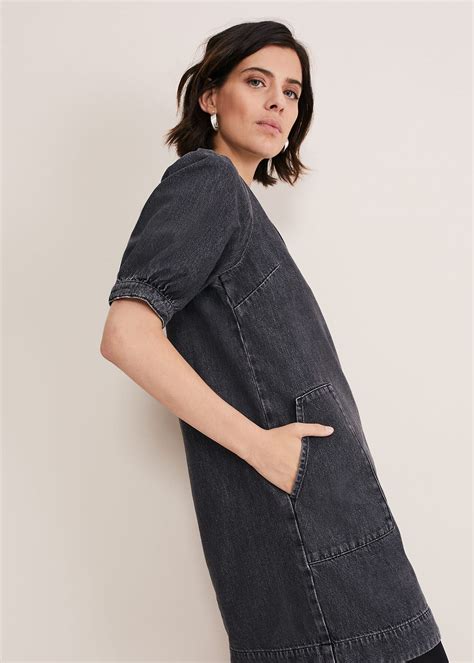 Denim Shift Dress: A Versatile Addition to Your Wardrobe