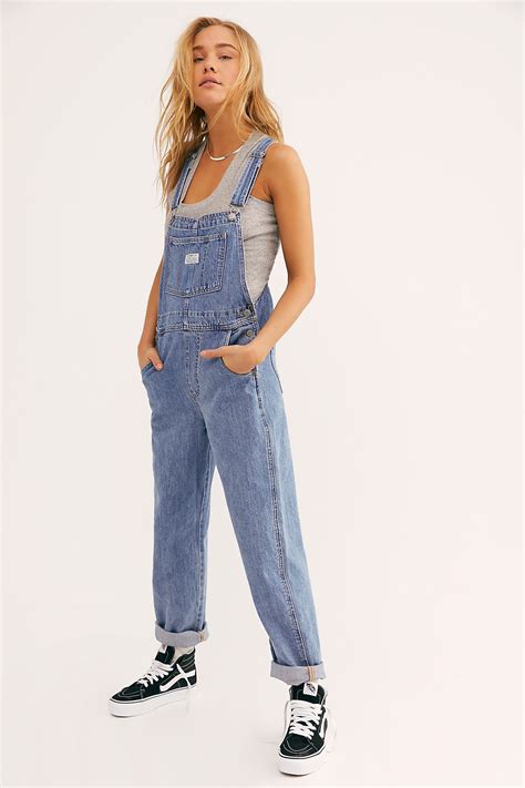 Denim Women's Overalls: A Style Staple for All Seasons