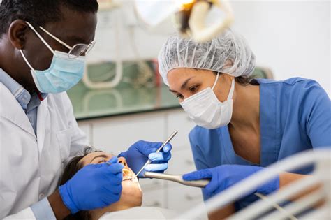 Dental Hygienist: Pros and Cons to Consider for a Rewarding Career